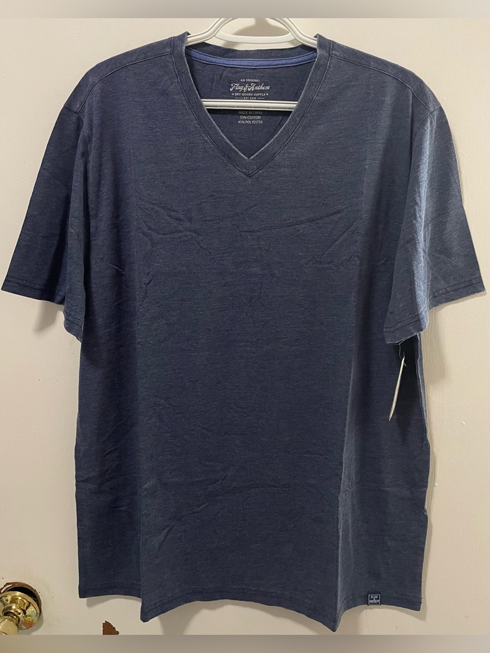 Flag & Anthem Men's Casual Navy V-Neck Short Sleeve T-Shirt Top Tee Size Large L